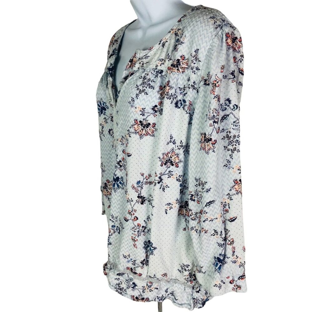 Carlson Womens Blouse Size L Light Blue Tiny Flowers Ruffled Hem Crochet - Picture 5 of 11